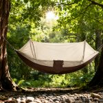 Single Camping Hammock with Mosquito Net - Bug-Proof Portable Netting Hammock for Backpacking & Outdoors (Coffee Brown) - 画像 (4)
